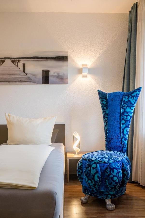 Hotel Am Gottesauer Schloss Карлсруе Екстериор снимка